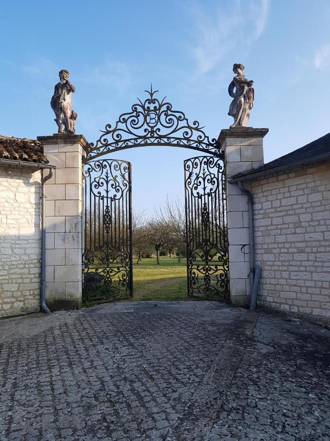 Chateau De Basche Assay Eksteriør billede